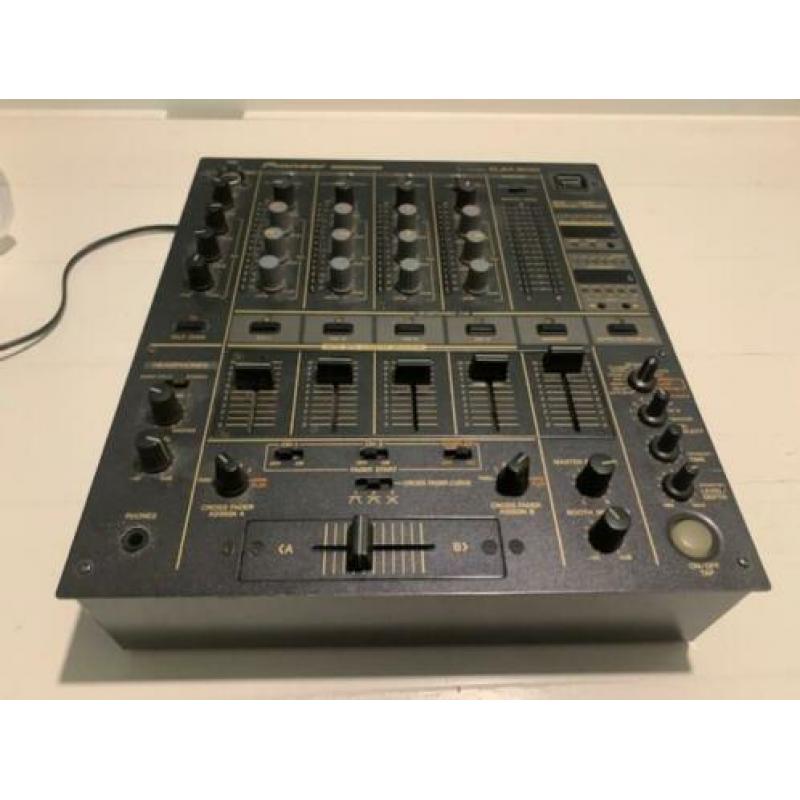 Pioneer djm-600 mixer mengpaneel zo goed als nieuw