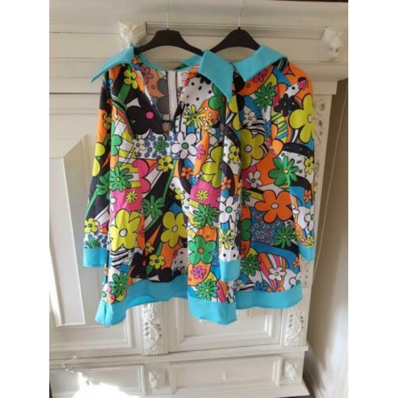 Carnavals jurk/tuniek! 2 stuks. Hippie/Flower power
