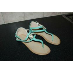Boho style vlot groene of beige Slippers mt 40 KOOPJE