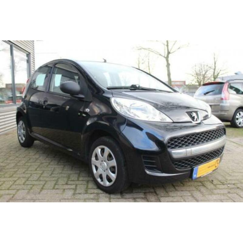 Peugeot 107 XR 1.0 68PK 5 Deuren,Radio-cd speler,