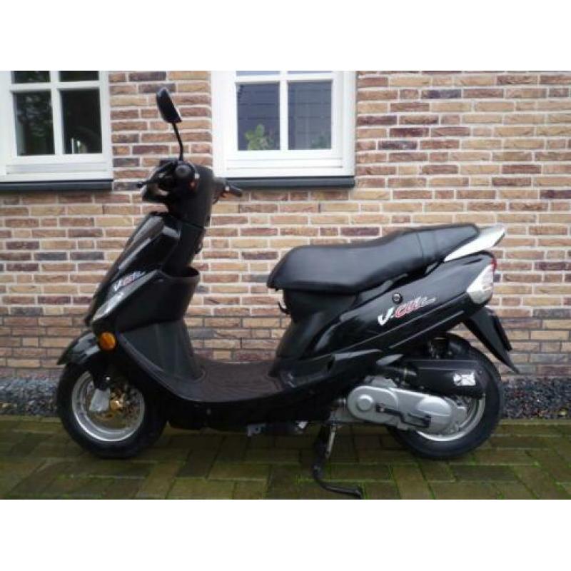PEUGEOT V-CLIC SNOR BJ 2008 KM 5100 SNORSCOOTER 4T vclic