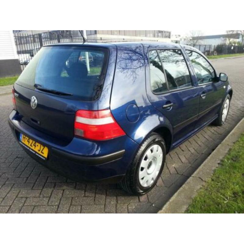 Volkswagen Golf 1.4-16V Ocean Airco. riem gewisseld.