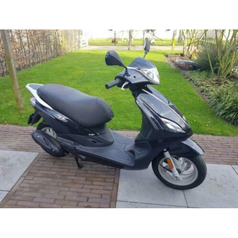 Piaggio Fly 2016