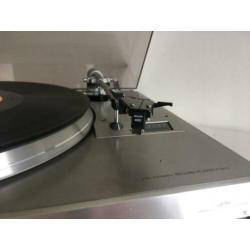 Philips F7813 platenspeler geheel nagekeken.
