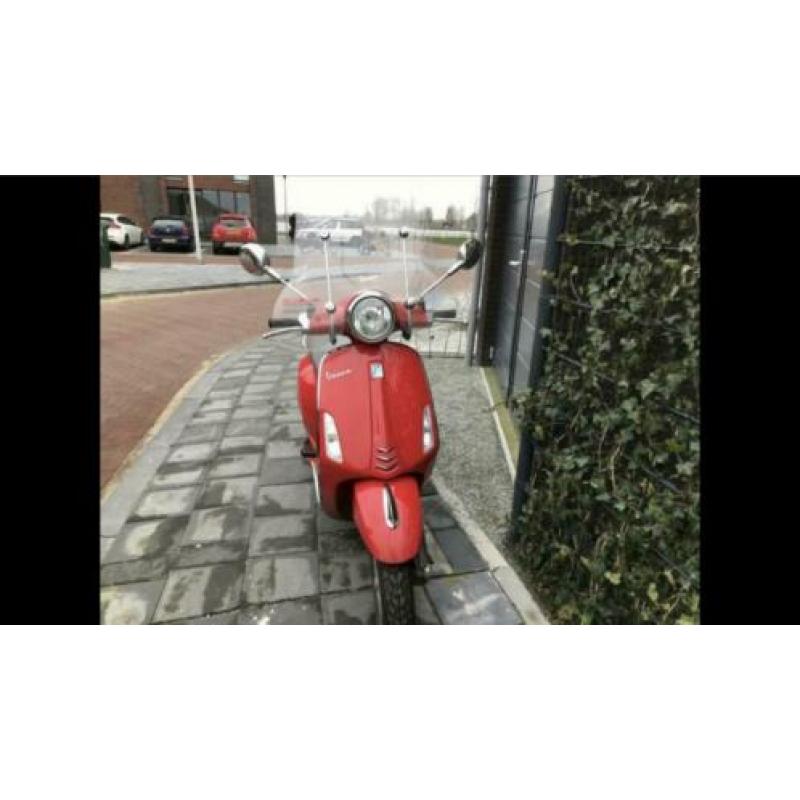 Vespa Primavera (45km/h)