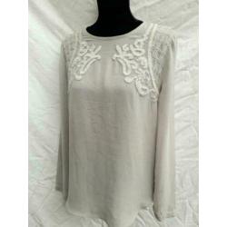AAIKO trui /blouse handgeborduurd maat 38/40 grijs