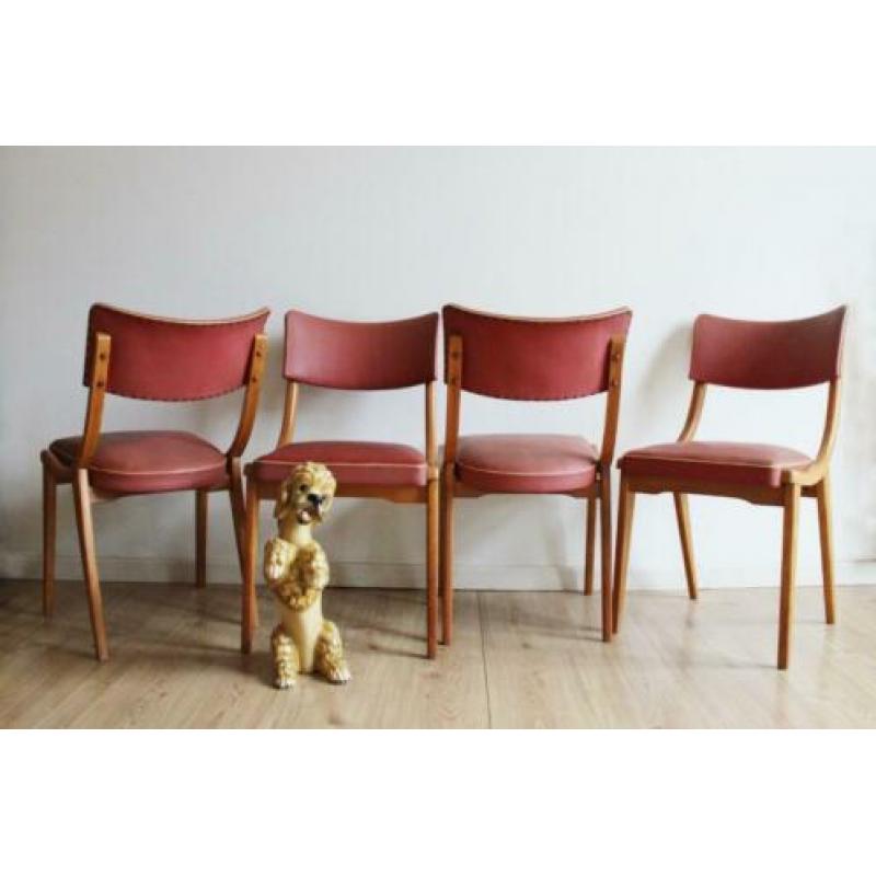 4 houten vintage eetkamerstoelen. Set retro design stoelen.