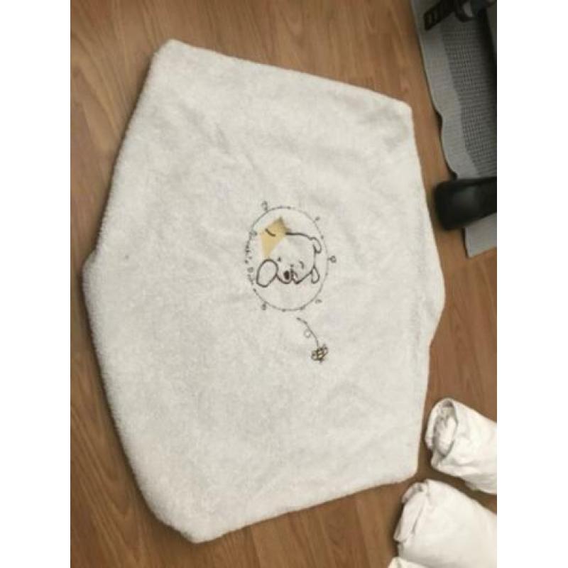 Anel adorable winnie pooh laken/ deken/ boxkleed/ kussenhoes
