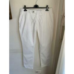 Suitseplay witte pantalon. Maat 50