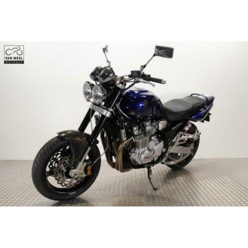 Yamaha XJR 1300 (bj 2006)