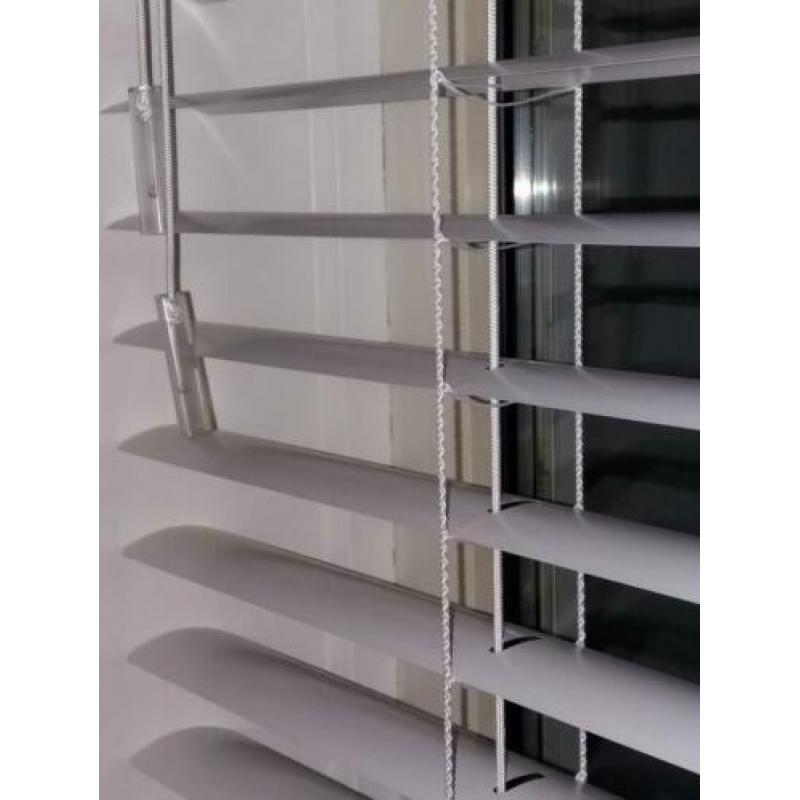 Jaloezie Alluminium whitte off 50 mm brede lamel