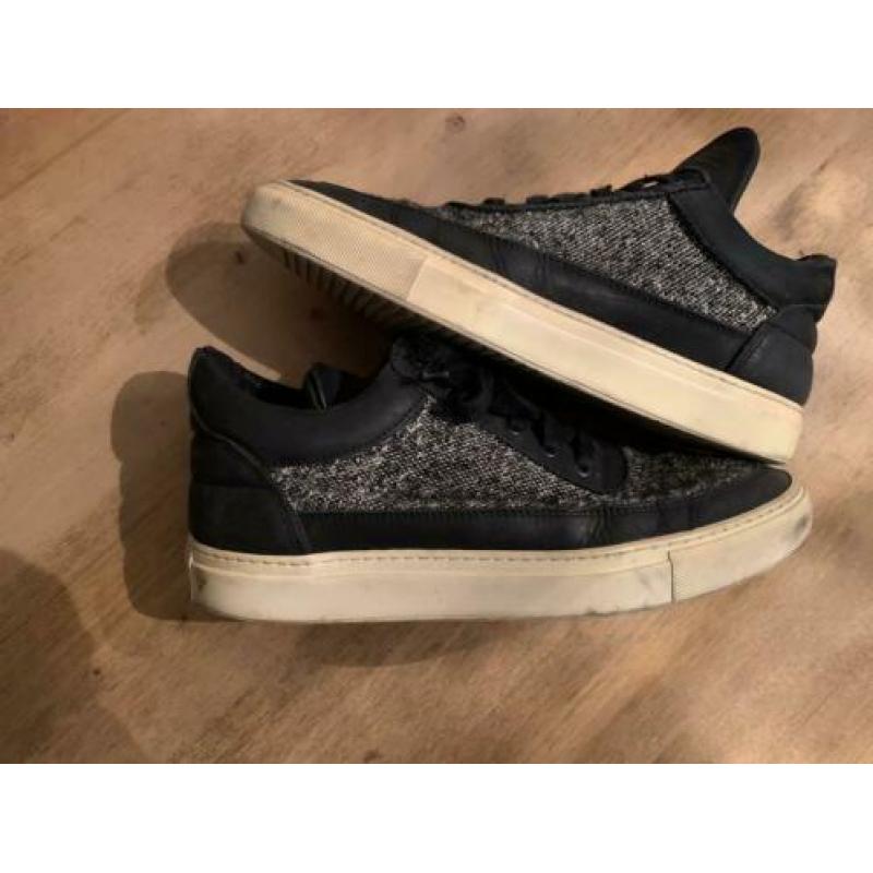Filling pieces sneakers maat 43