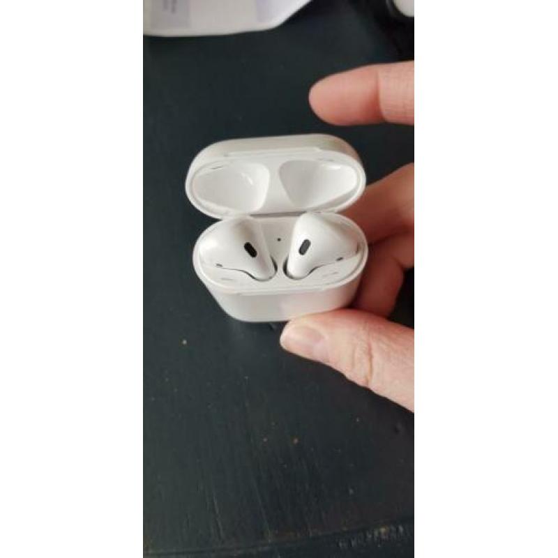 Airpods 2