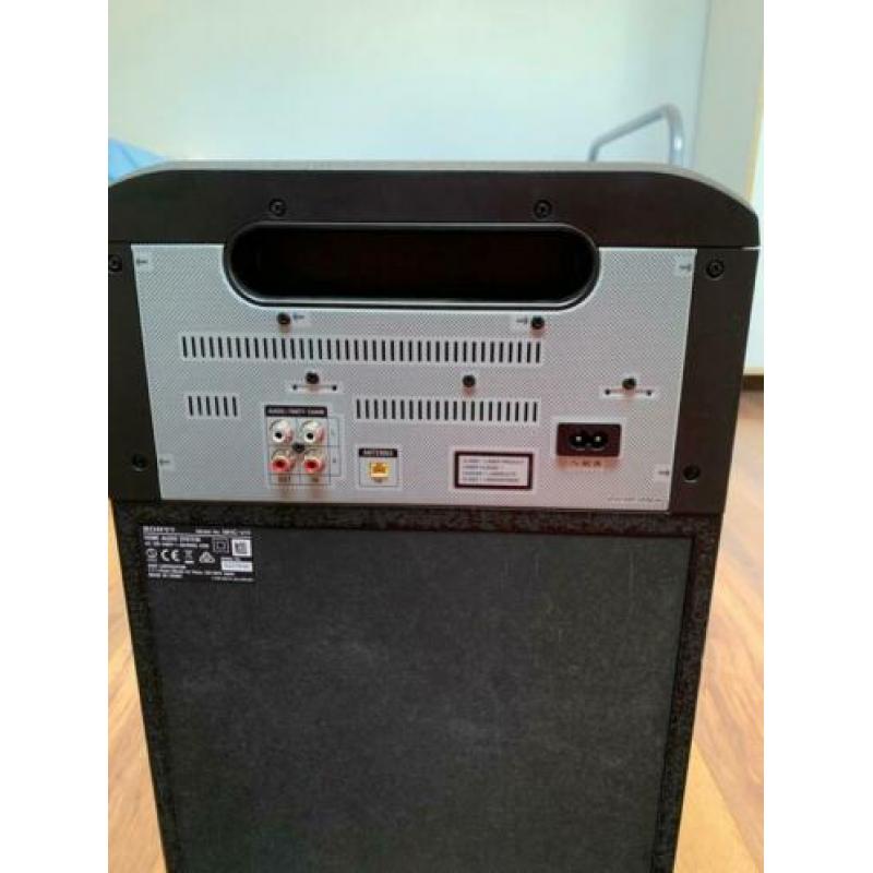 Sony party speaker MHC-V11 dit weekend €125,-