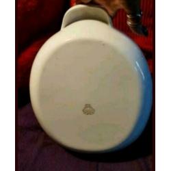 Oude wit porseleinen bedsteek van villeroy & boch