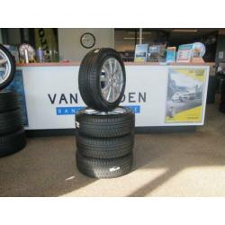 16 inch Volkswagen Passat velgen met zomerbanden!