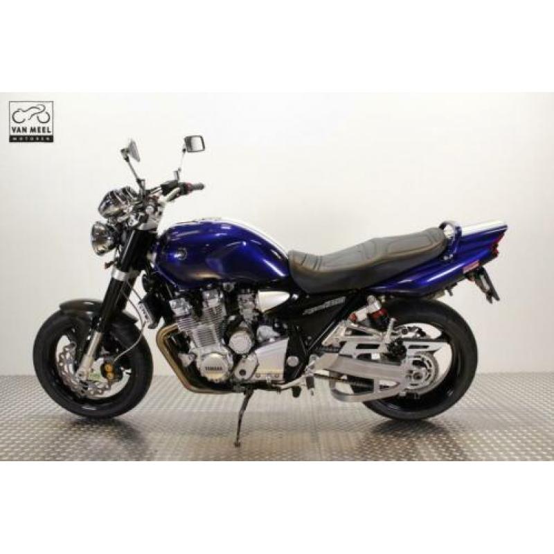 Yamaha XJR 1300 (bj 2006)