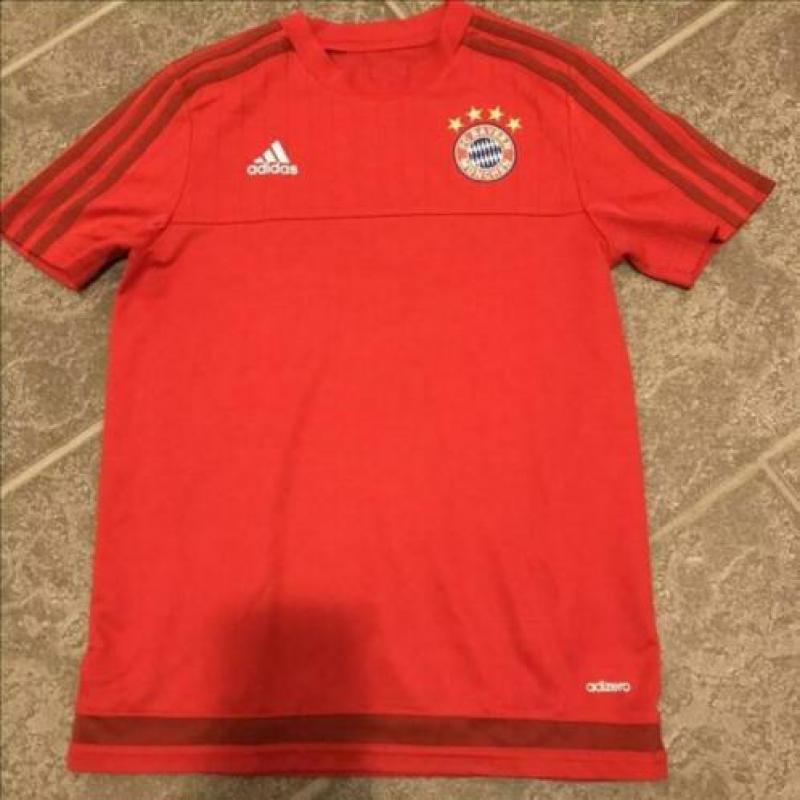Originele voetbal shirts van BAYERN MÜNCHEN