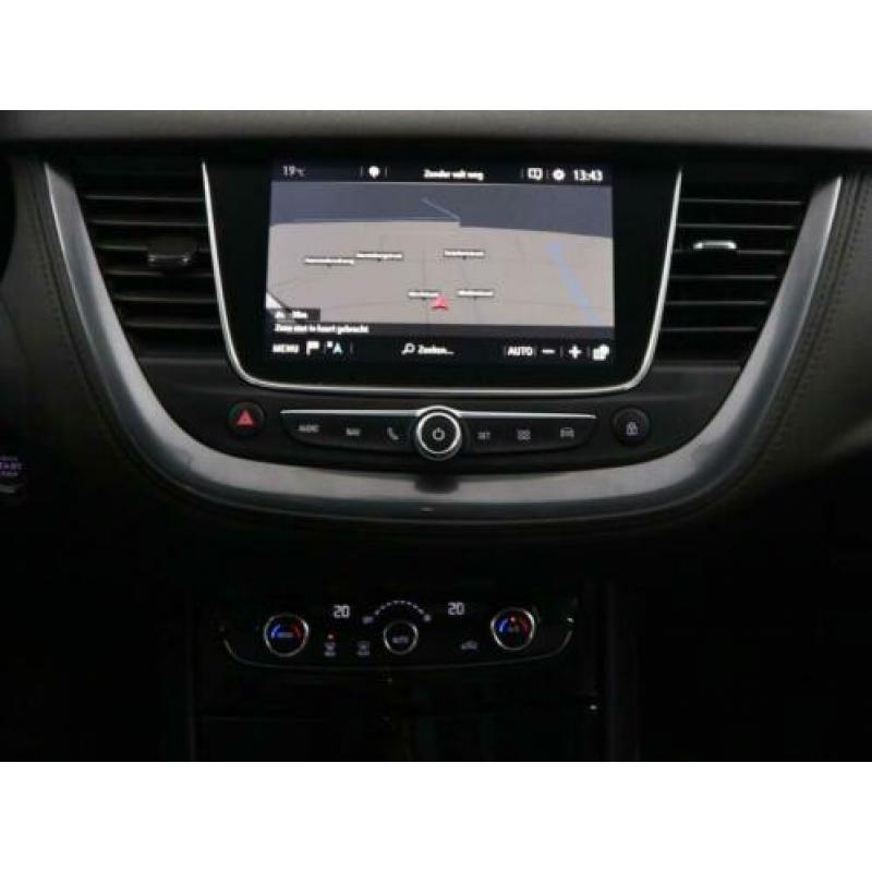 Opel Grandland X 1.2 Turbo INNOVATION PANO (bj 2019)