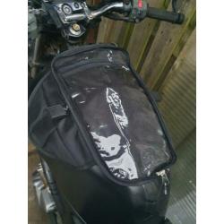 Tanktas motor