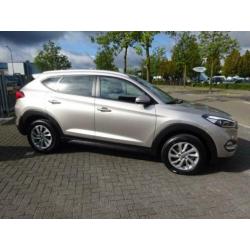 Hyundai Tucson 1.6 GDi Comfort Navi ,trekhaak, isofix, fabri