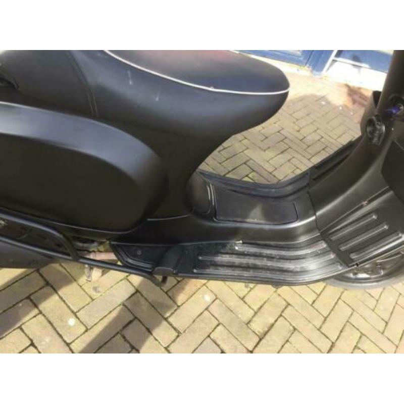 Vespa s lx piaggio sprint primavera zip runner sym kymco mio