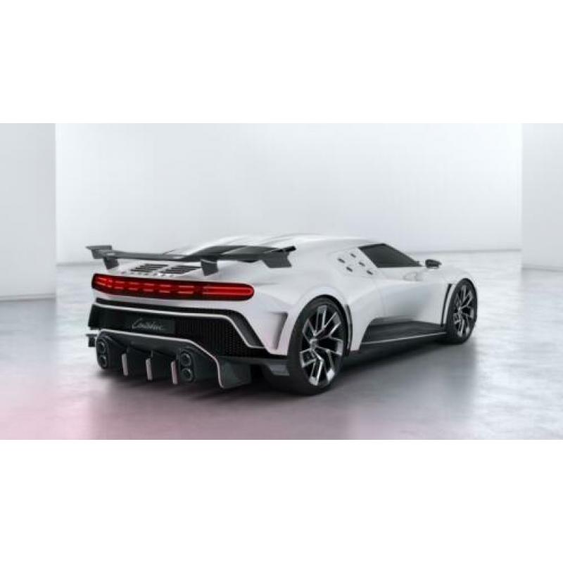 Bugatti Centodieci 2019 Stoffen Canvas Poster 90 x 60 cm
