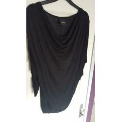 Ichi zwarte top met 'waterval' hals maat xs