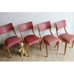 4 houten vintage eetkamerstoelen. Set retro design stoelen.