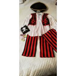 Piratenpak met accessoires maat 128