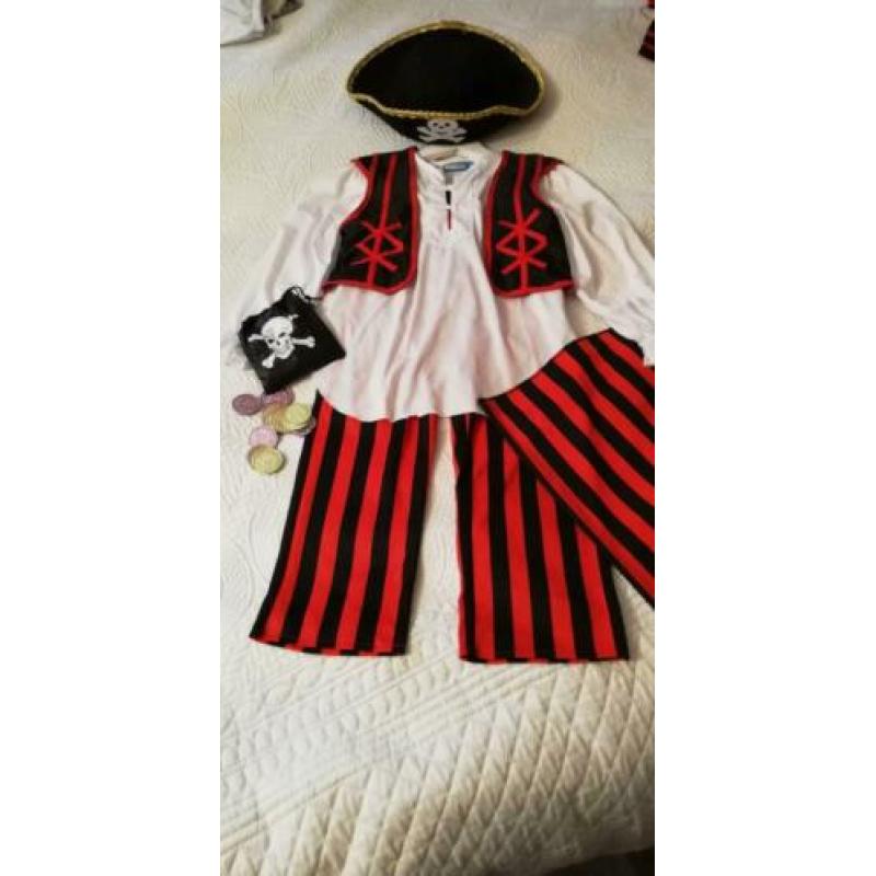 Piratenpak met accessoires maat 128