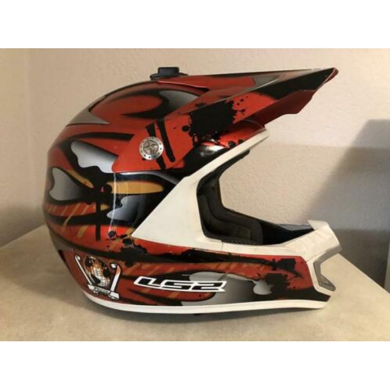 Te koop nette LS2 cross helm maat XS