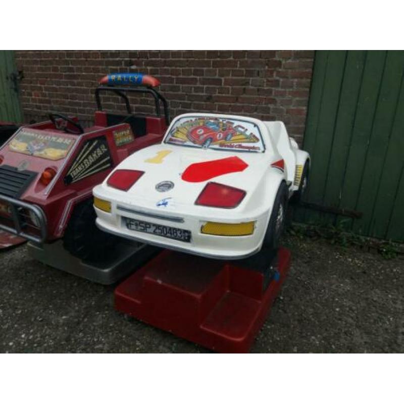 Kiddy ride speel toestel porsche 4x4 en Jeep
