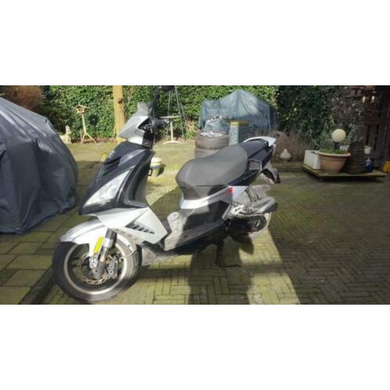peugeot speedfight 3