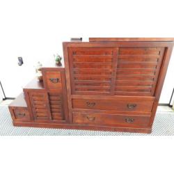 originele Japanse (Chinese) Antieke Trapkast Tansu kast