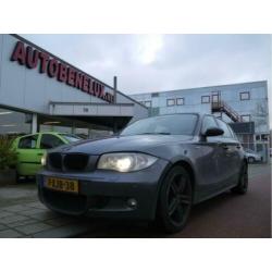 BMW 1 Serie 120i High Executive - 5 Deurs - Navi - Xenon