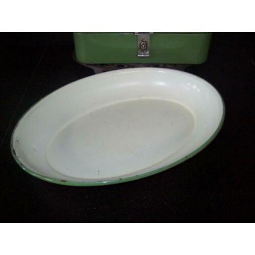 brocante oude emaille serveerschaal kleur creme / mint groen