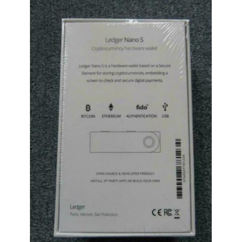 Ledger Nano S + Less is More USB Adapter Nieuw & Geseald