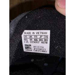 Adidas Ozweego (46)