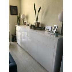 Mooi groot modern dressoir