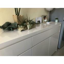Mooi groot modern dressoir