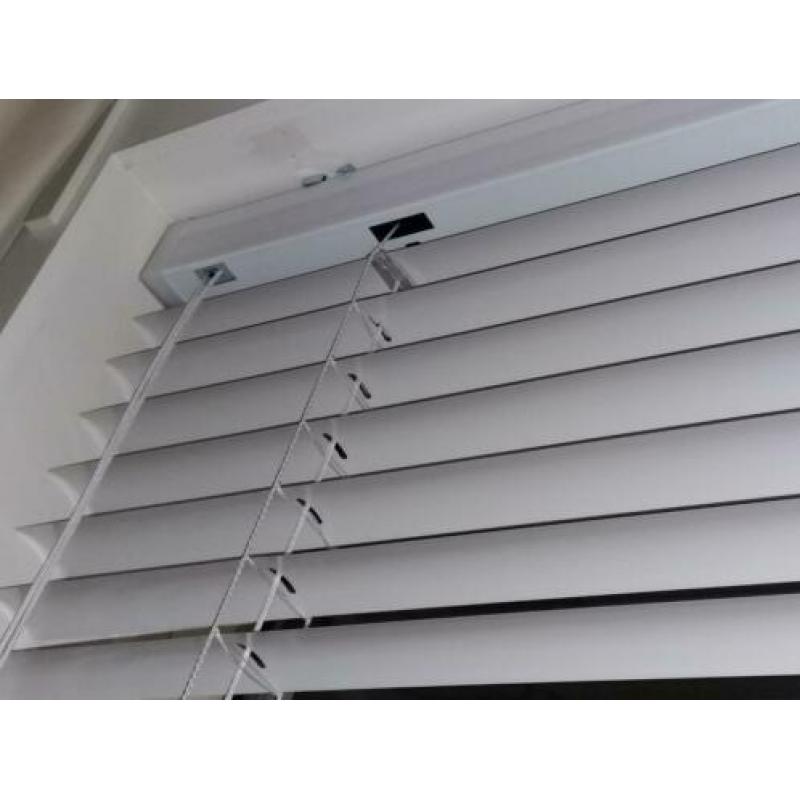 Jaloezie Alluminium whitte off 50 mm brede lamel