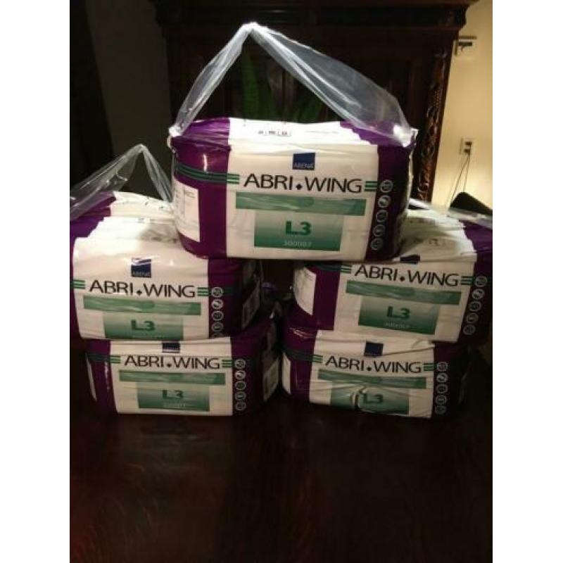 Te koop 5 pakken Abri wing L 3