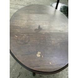 Antieke hangoor eettafel