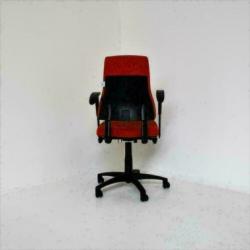 BMA Axia: Oranje Stof, Hoge Rug. Bureaustoelen/Burostoel.