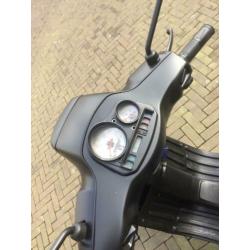 Vespa s lx piaggio sprint primavera zip runner sym kymco mio