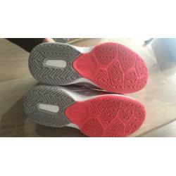 Tennisschoenen Artengo maat 35, zo goed als nieuw