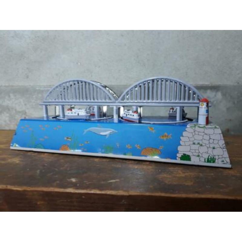 oude vintage blikken speelgoed treinbaan bootjes ms431 china