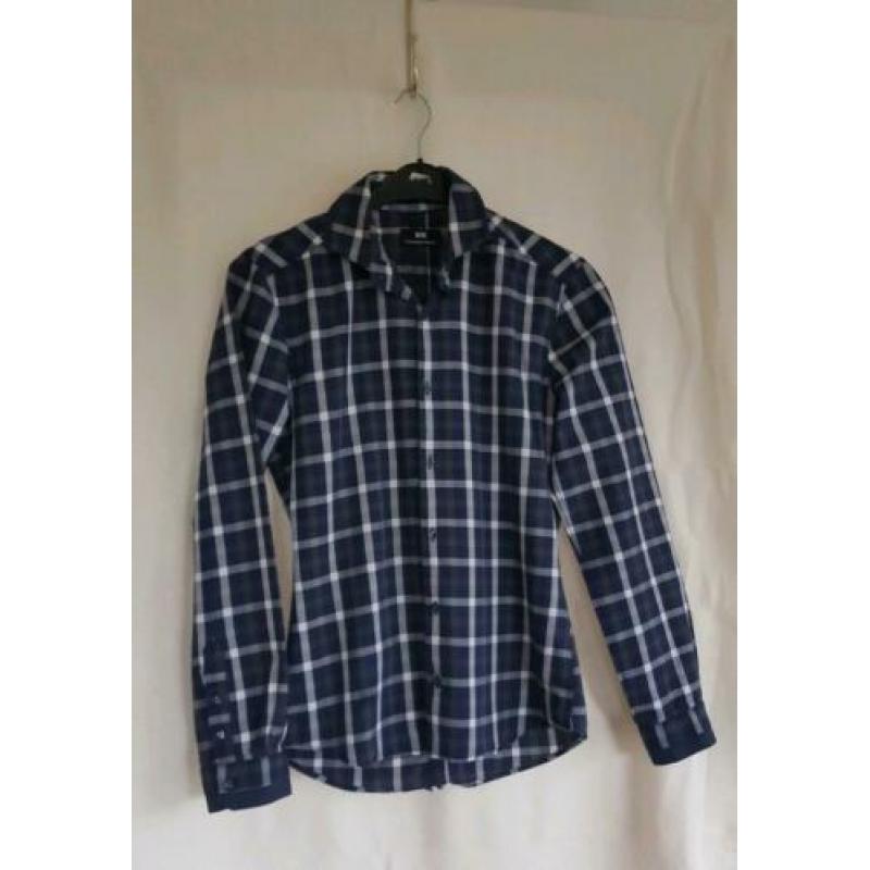 2 overhemden/ blouse maat M