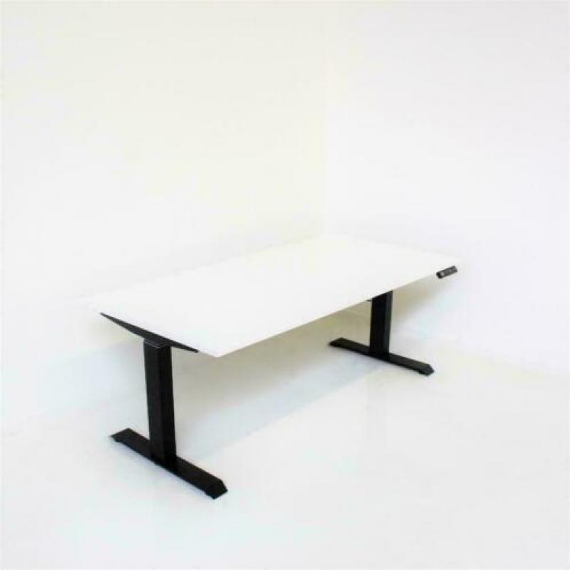 Elektrische zit/sta bureau's 200 x 80 cm RM Office NIEUW !